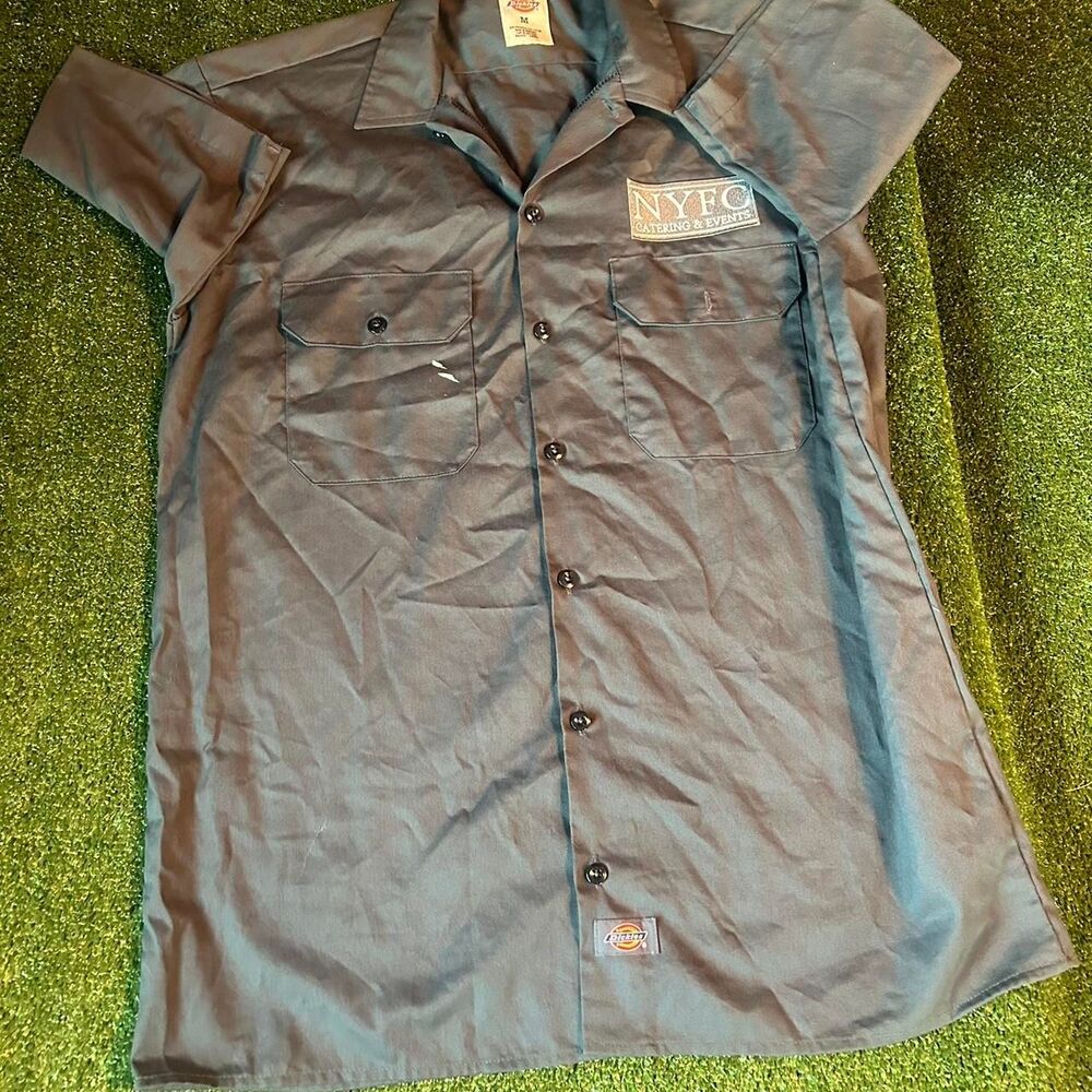 Dickies Men's Grey and Green Shirt